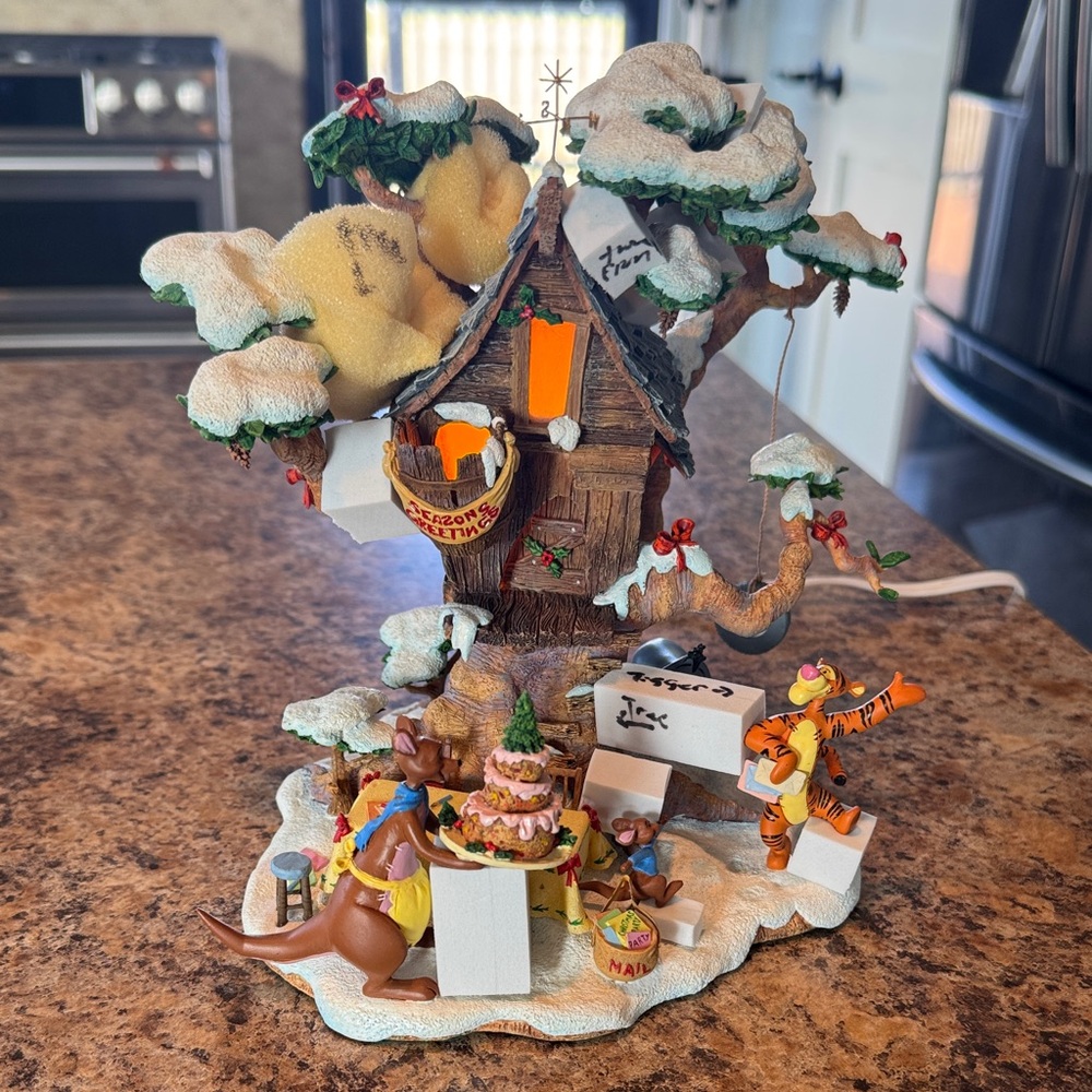 Disney Winnie the Pooh Festive Treehouse Holiday Figurine - Multicolor